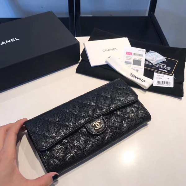 シャネル財布細部ディテール